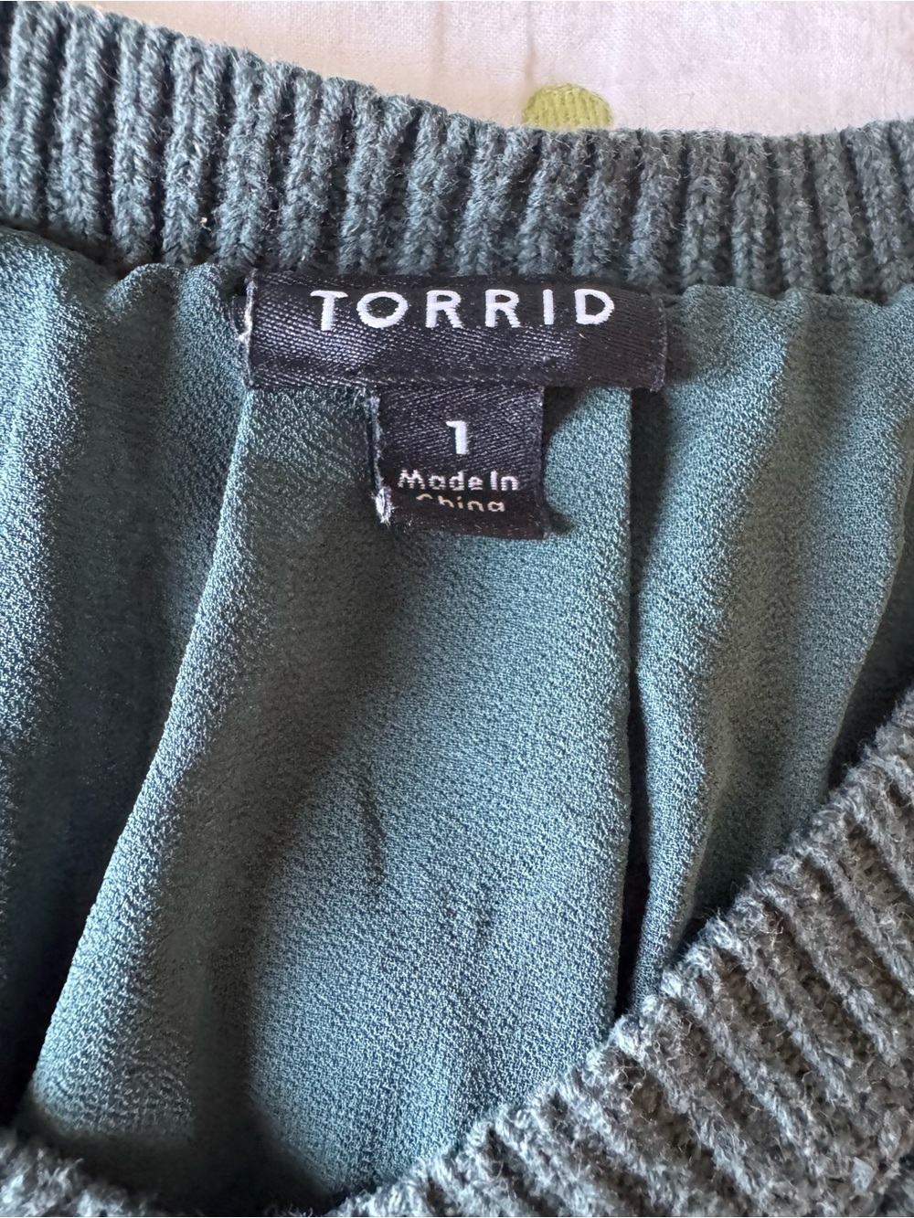 torrid Dark Forest Green V-Neck Ribbed Sweater with tie detail on the back - Picture 3 of 8